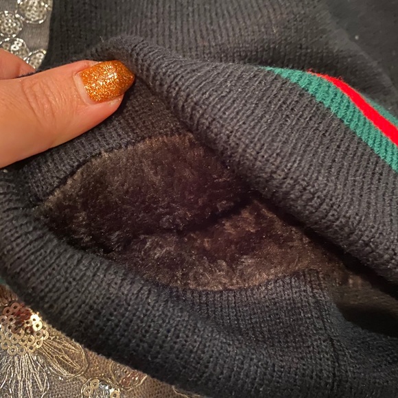 Green red stripe fashion design winter hats - Picture 2 of 6